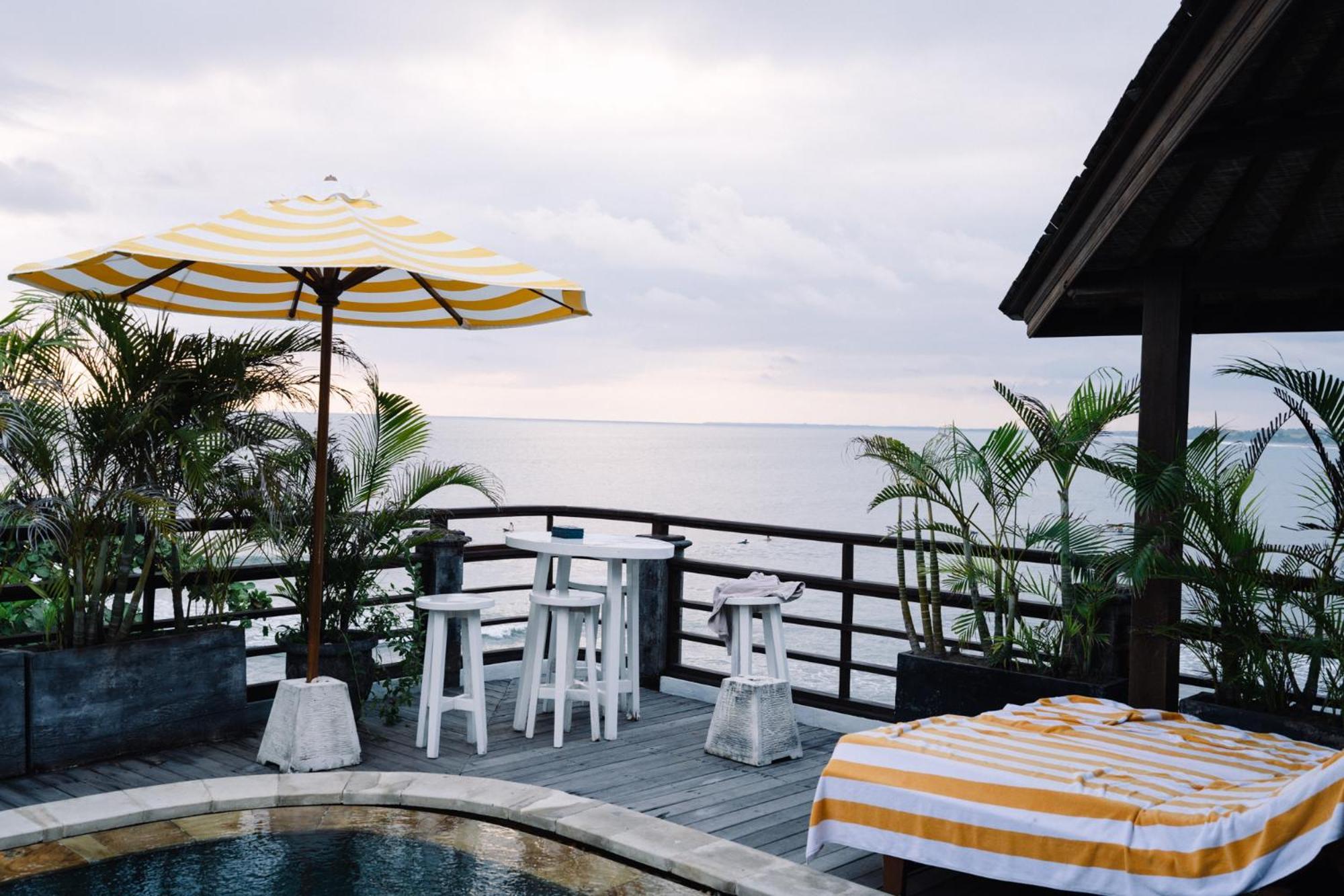 Bombora Medewi Hotel Pulukan Exterior foto